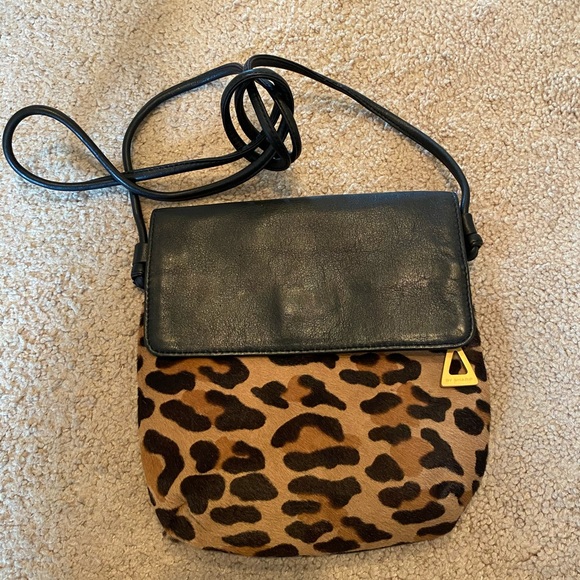 Americana by Sharif leopard crossbody - Picture 1 of 11